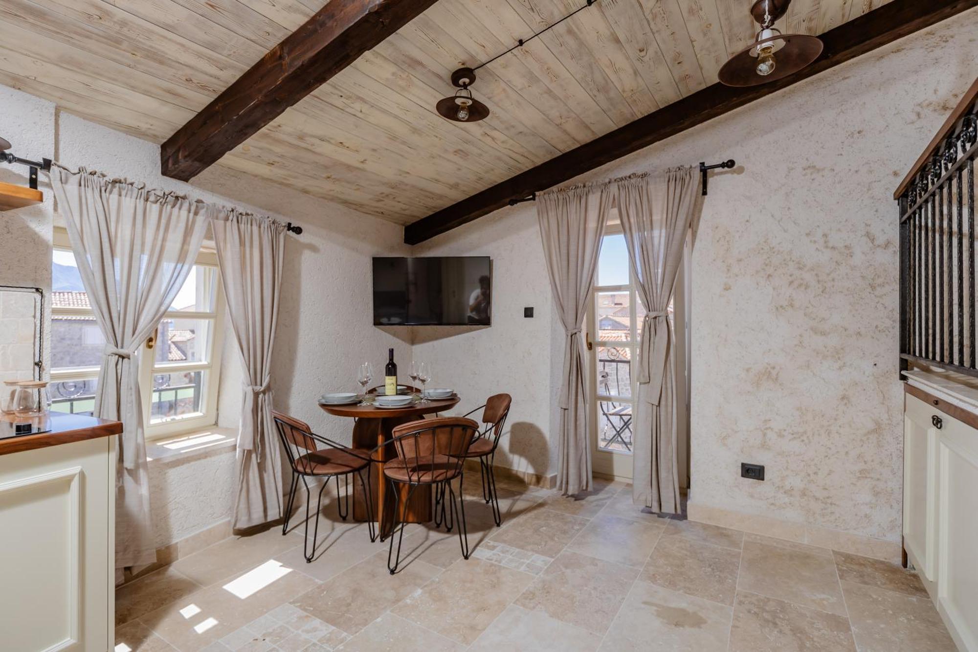 Casa Di Mino Old Town Appartement
